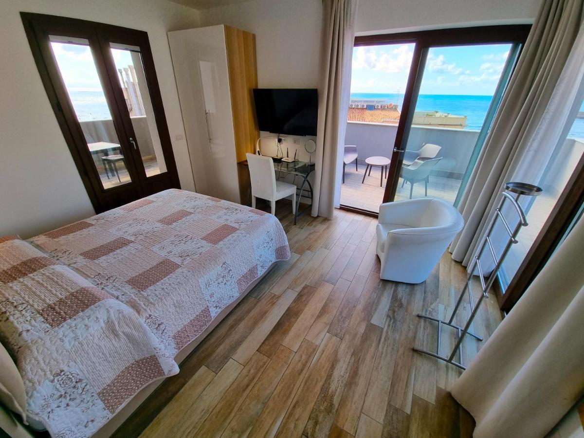 Royal Sea House Apartment Cefalu Exterior photo