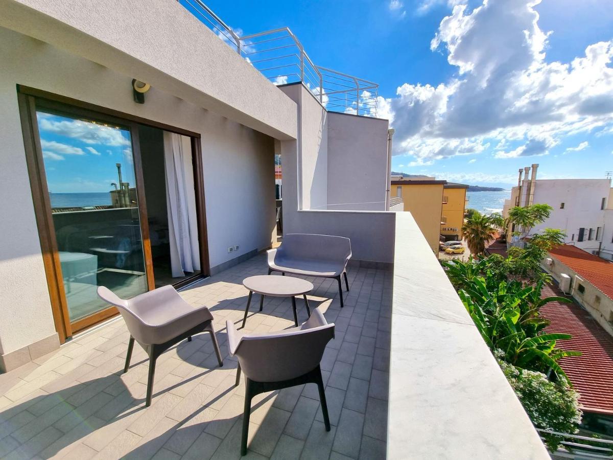 Royal Sea House Apartment Cefalu Exterior photo