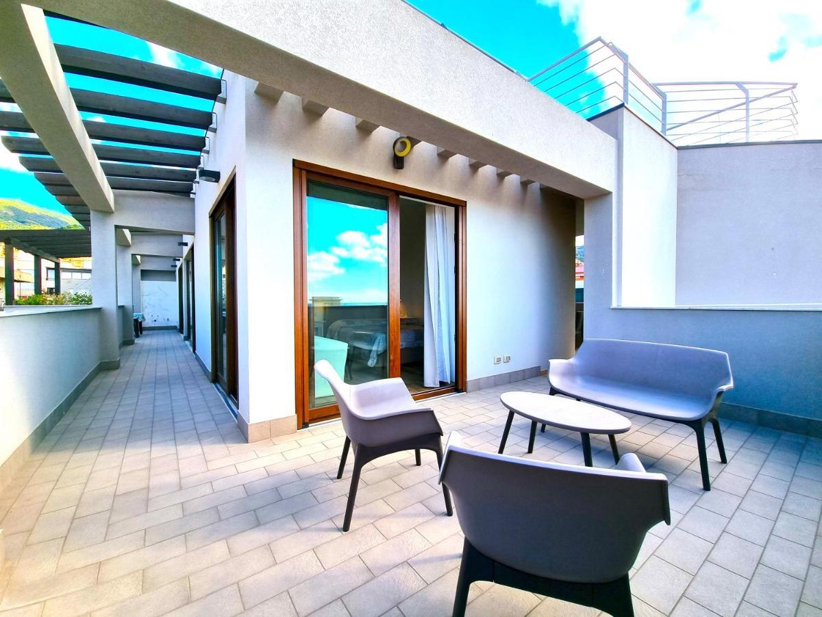 Royal Sea House Apartment Cefalu Exterior photo