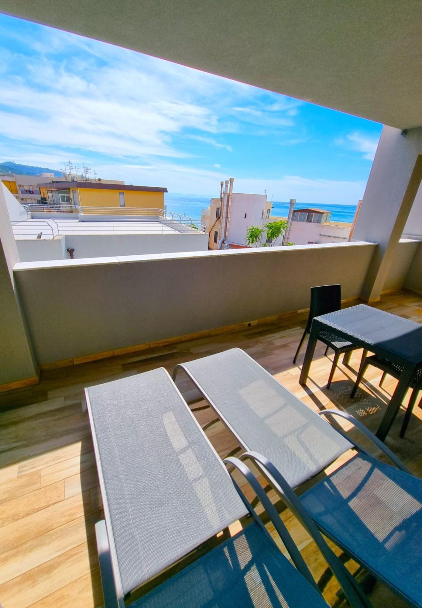 Royal Sea House Apartment Cefalu Room photo