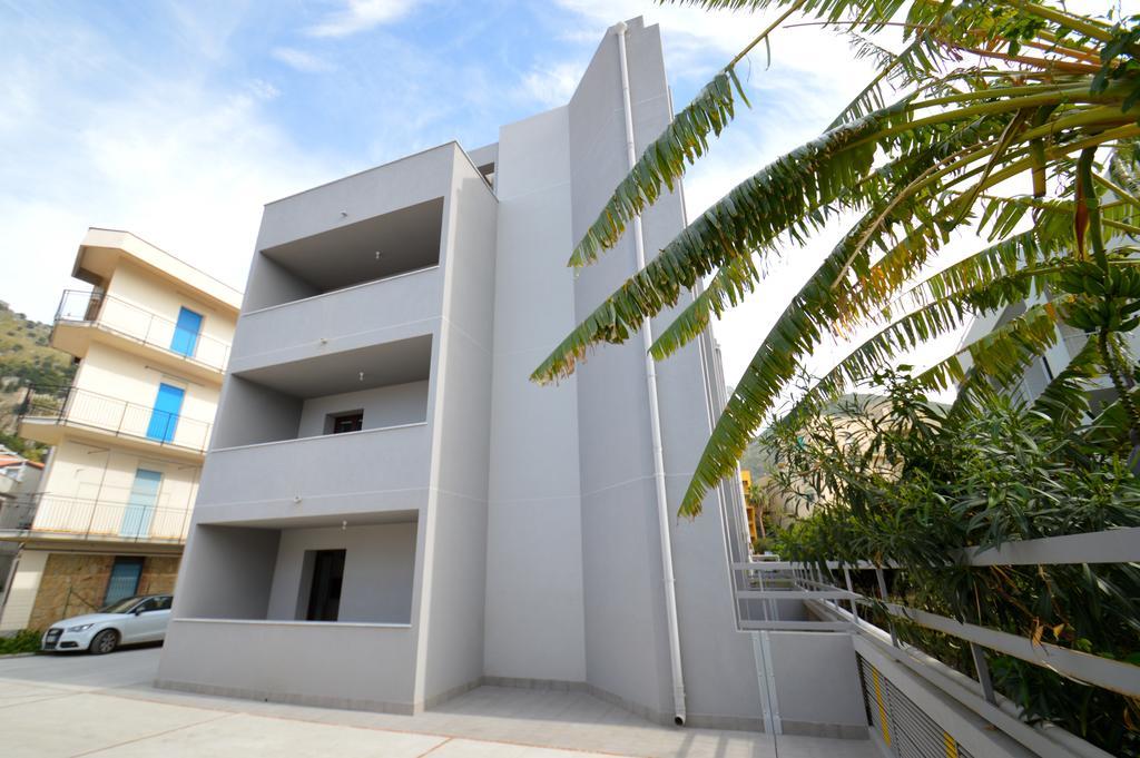 Royal Sea House Apartment Cefalu Exterior photo